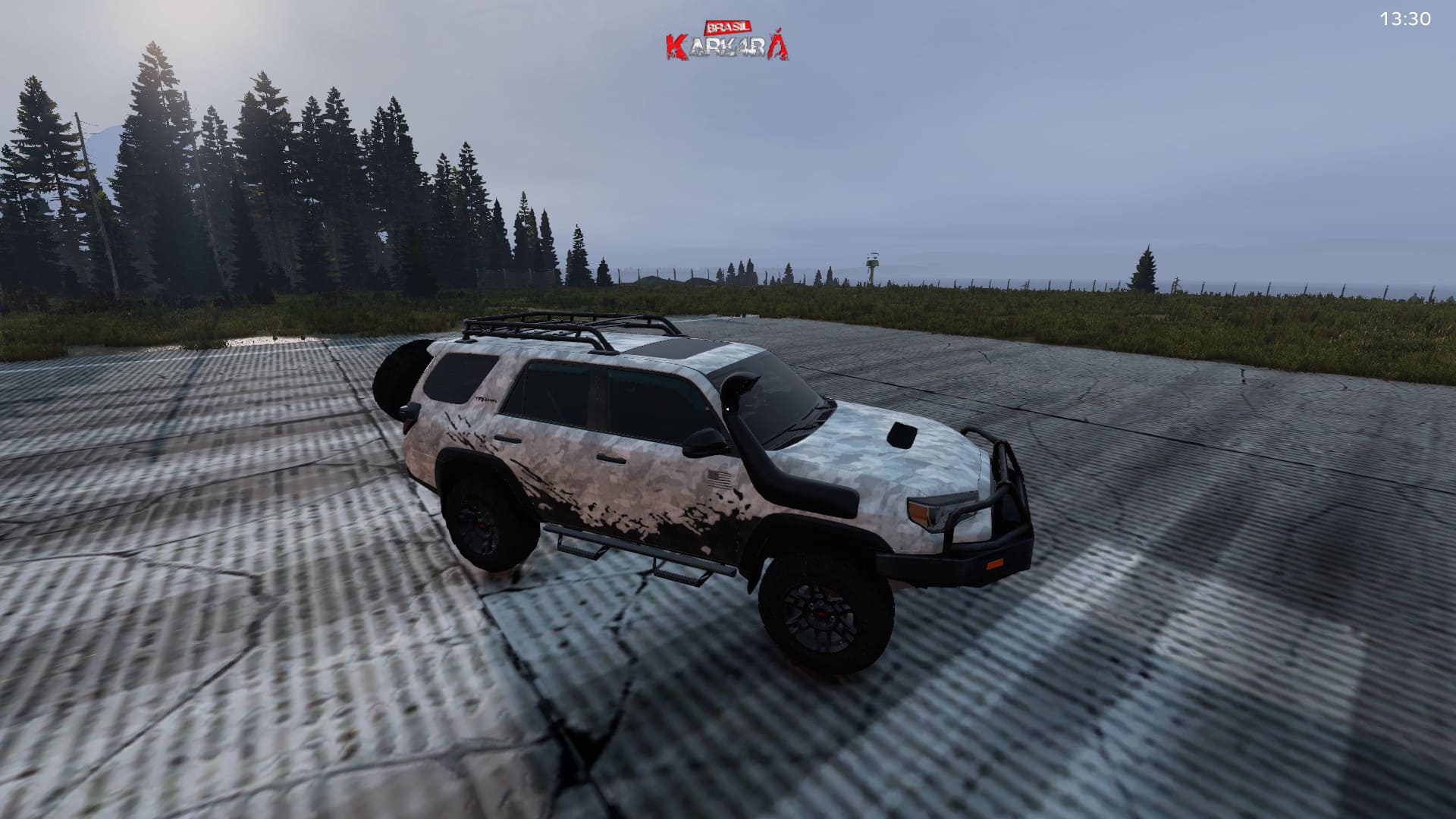 Toyota Runner Camuflado Branco