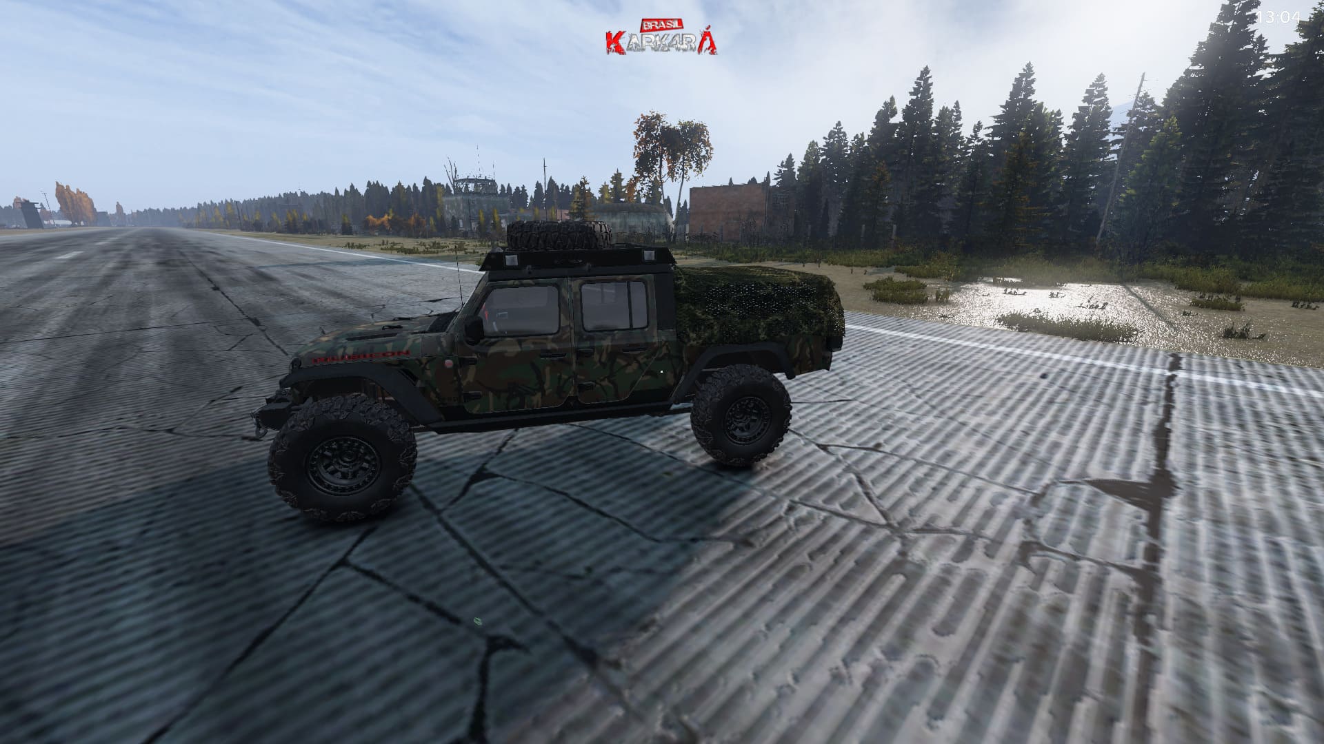 Jeep Gladiator camuflado verde